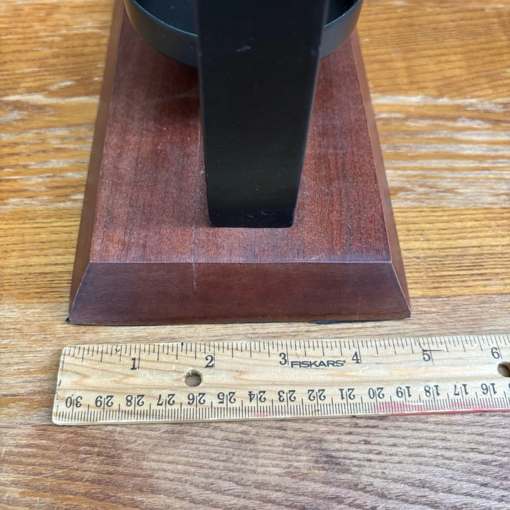 N/A metal pillar